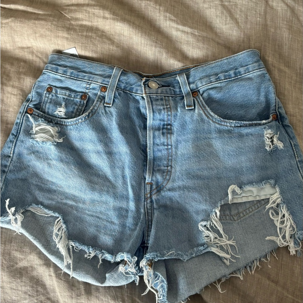 levi’s jean short